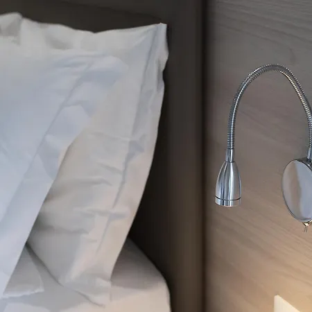 Imperial ***s 3* Γκάρντα