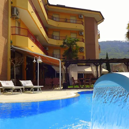 Otel Imperial ***s 3*