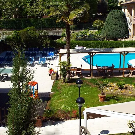 Imperial ***s Otel 3*