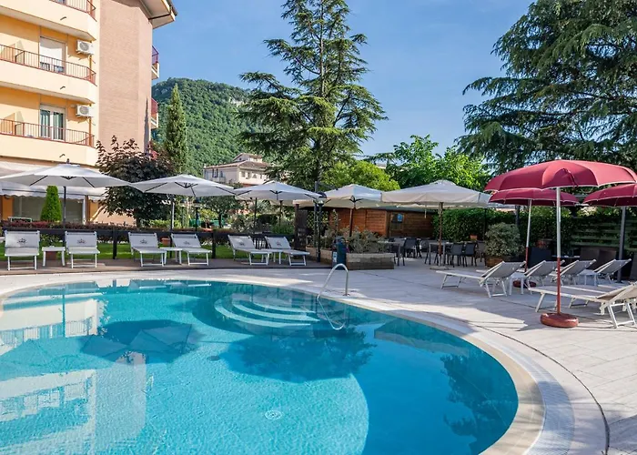 Imperial ***s 3* Garda (Verona)