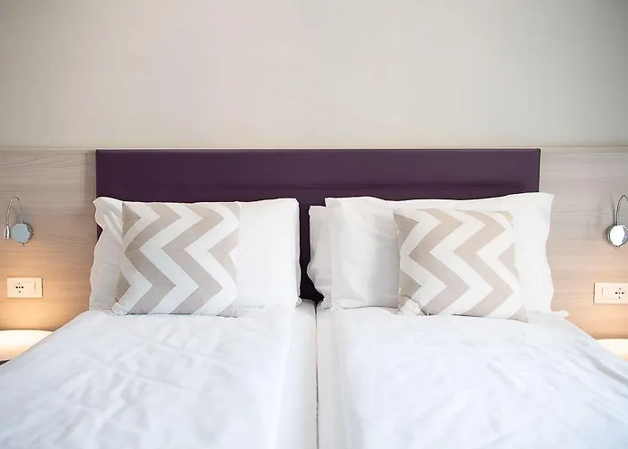 Imperial ***s 3* Garda (Verona)