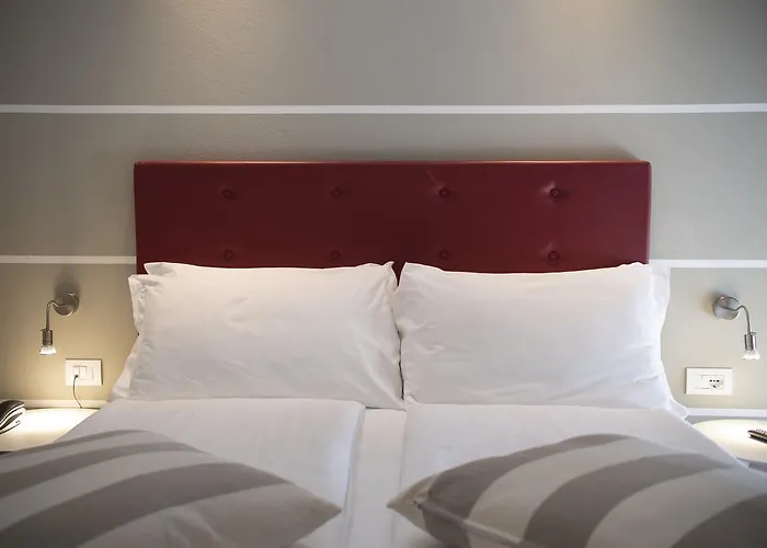 Imperial ***s Hotel