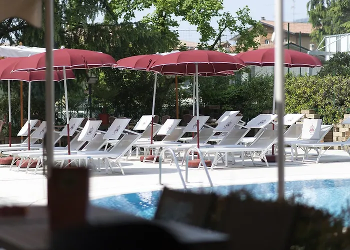 Imperial ***s 酒店